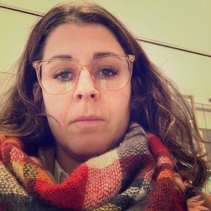 Meet your Posher, Jessica